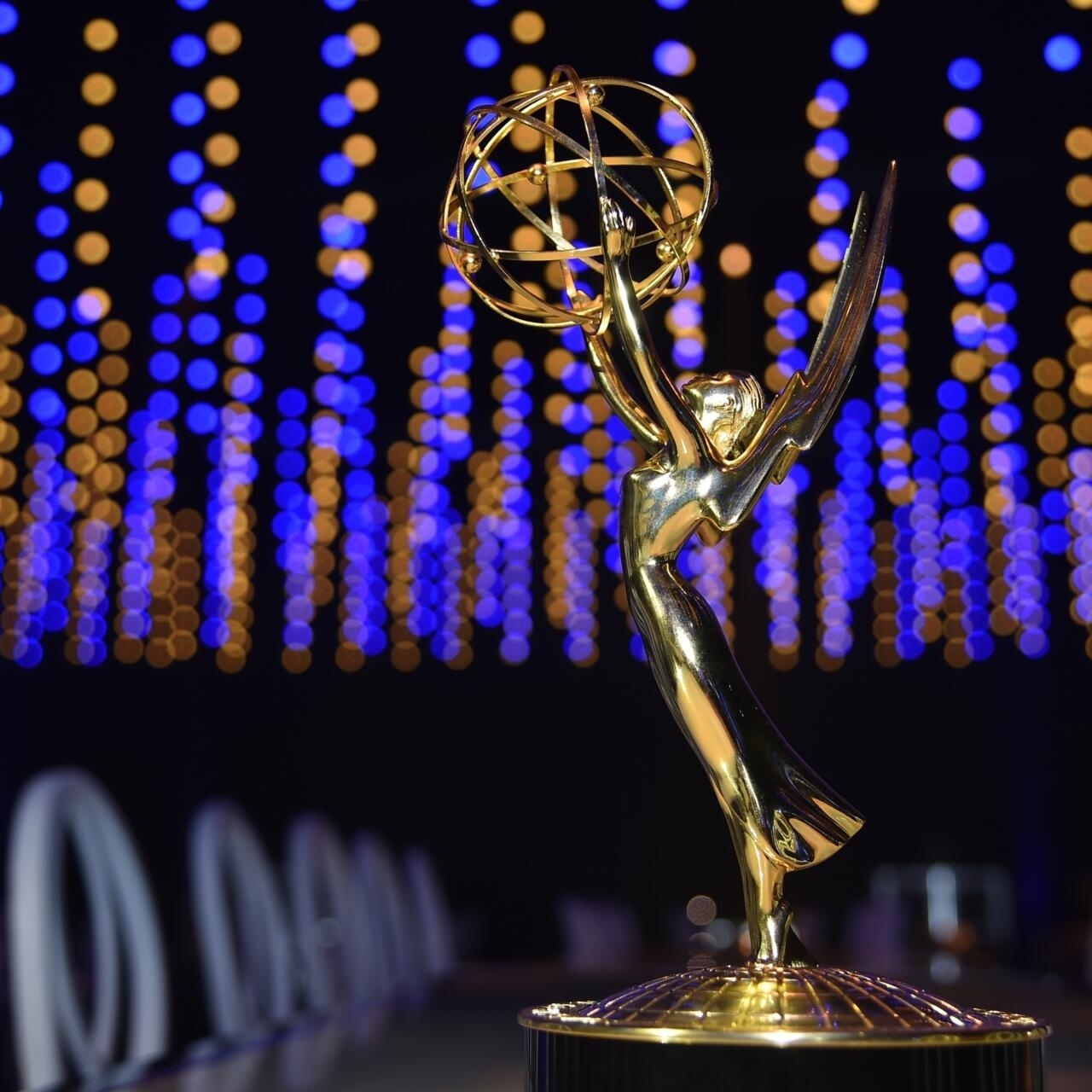 Emmys transferidos para janeiro - Rádio Oxigénio